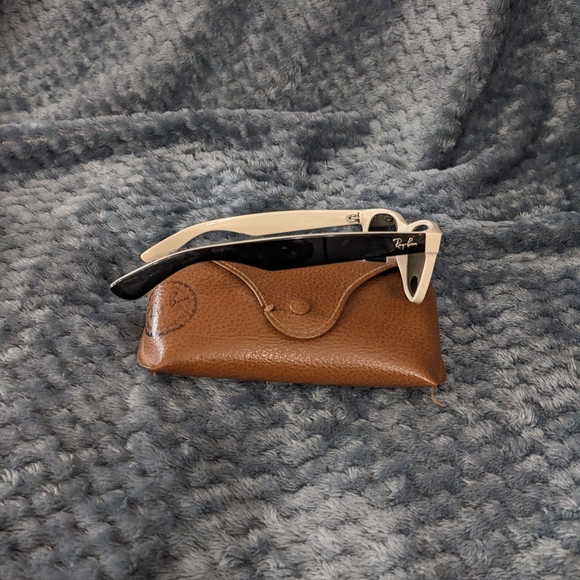 Ray Ban sunglasses - Picture 3 of 4